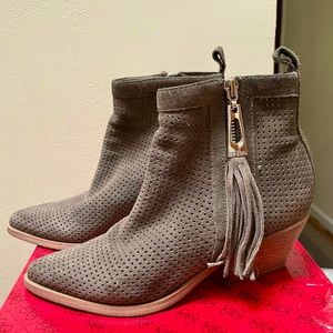 Guess booties